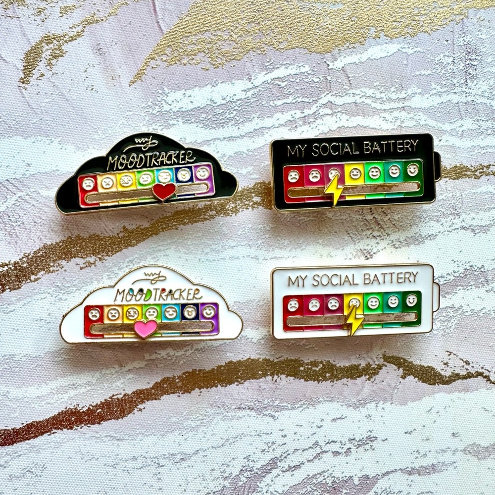 “My Social Battery” With Movable Sliding Scale Pin Badge Brooch Unisex Introvert